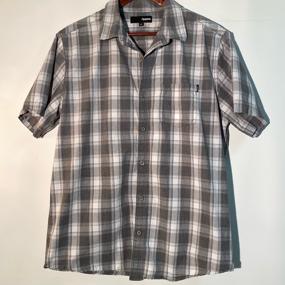 RipZone - Mens Plaid Shirt. Size L - Picture 1 of 8